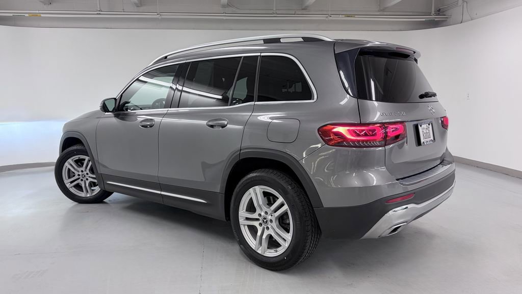 Certified 2021 Mercedes-Benz GLB 250 4MATIC image 7