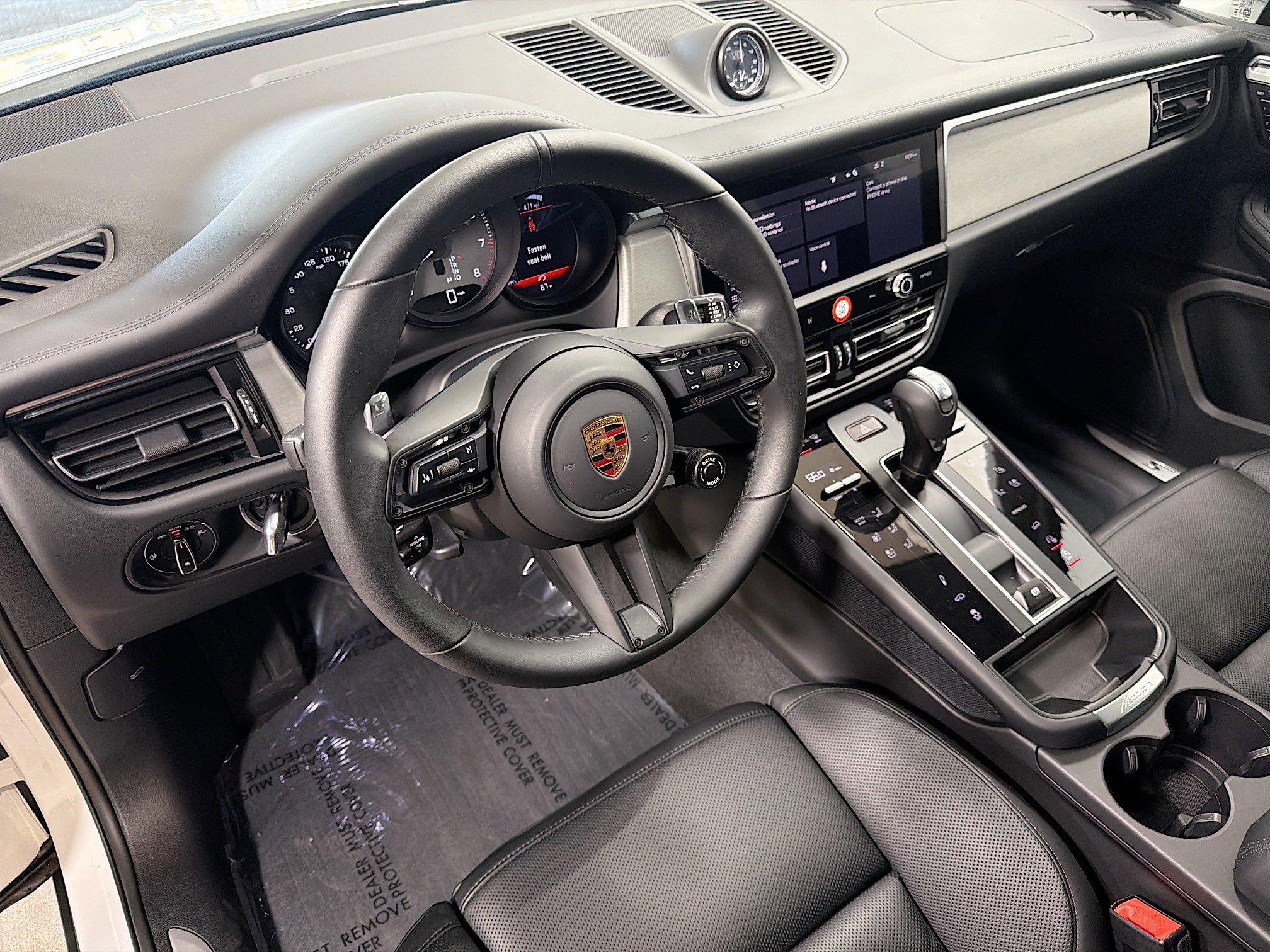 Used 2025 Porsche Macan S image 4