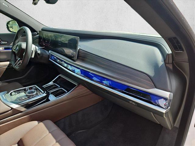 Certified 2024 BMW 760i xDrive 760i xDrive image 20