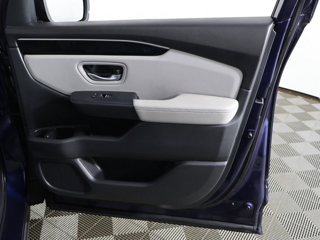 Used 2023 Honda Pilot Touring image 27