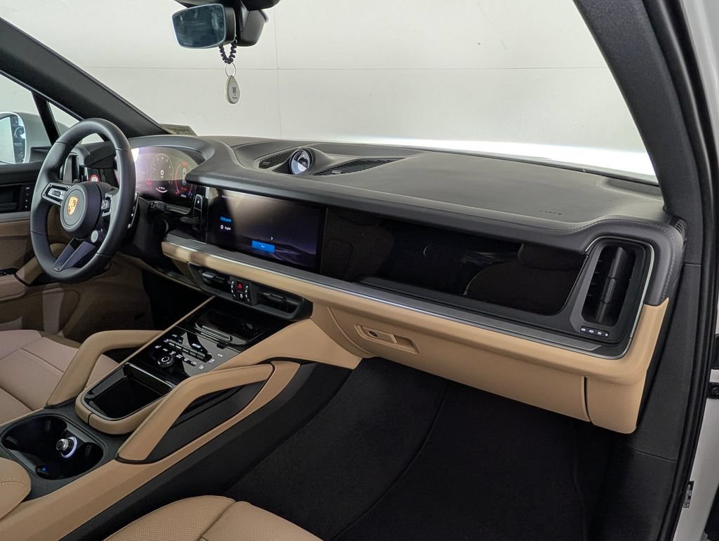 New 2026 Porsche Cayenne AWD/4WD image 19