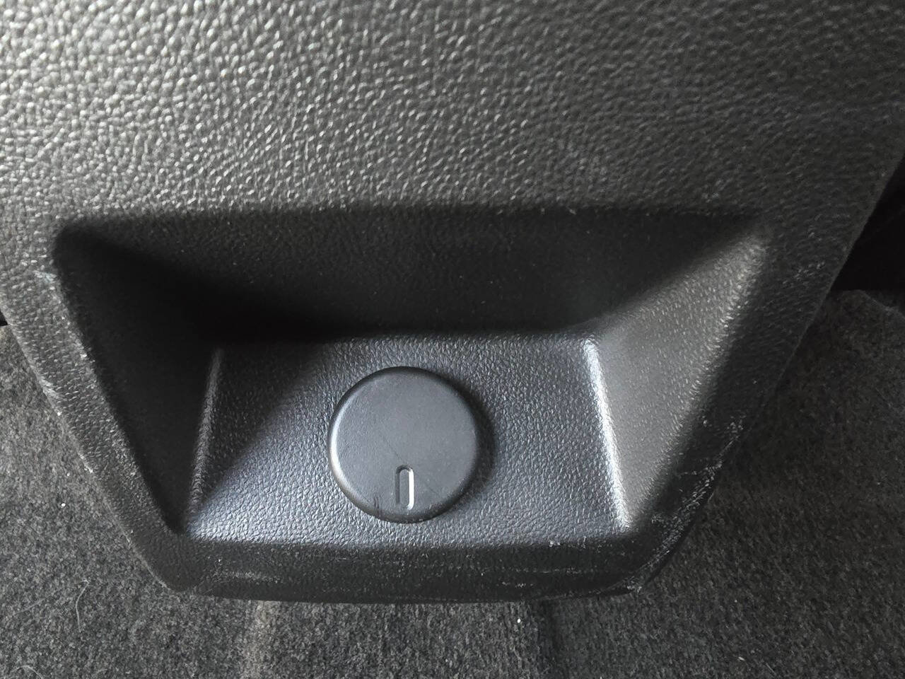 Used 2011 Chevrolet Equinox LT image 24