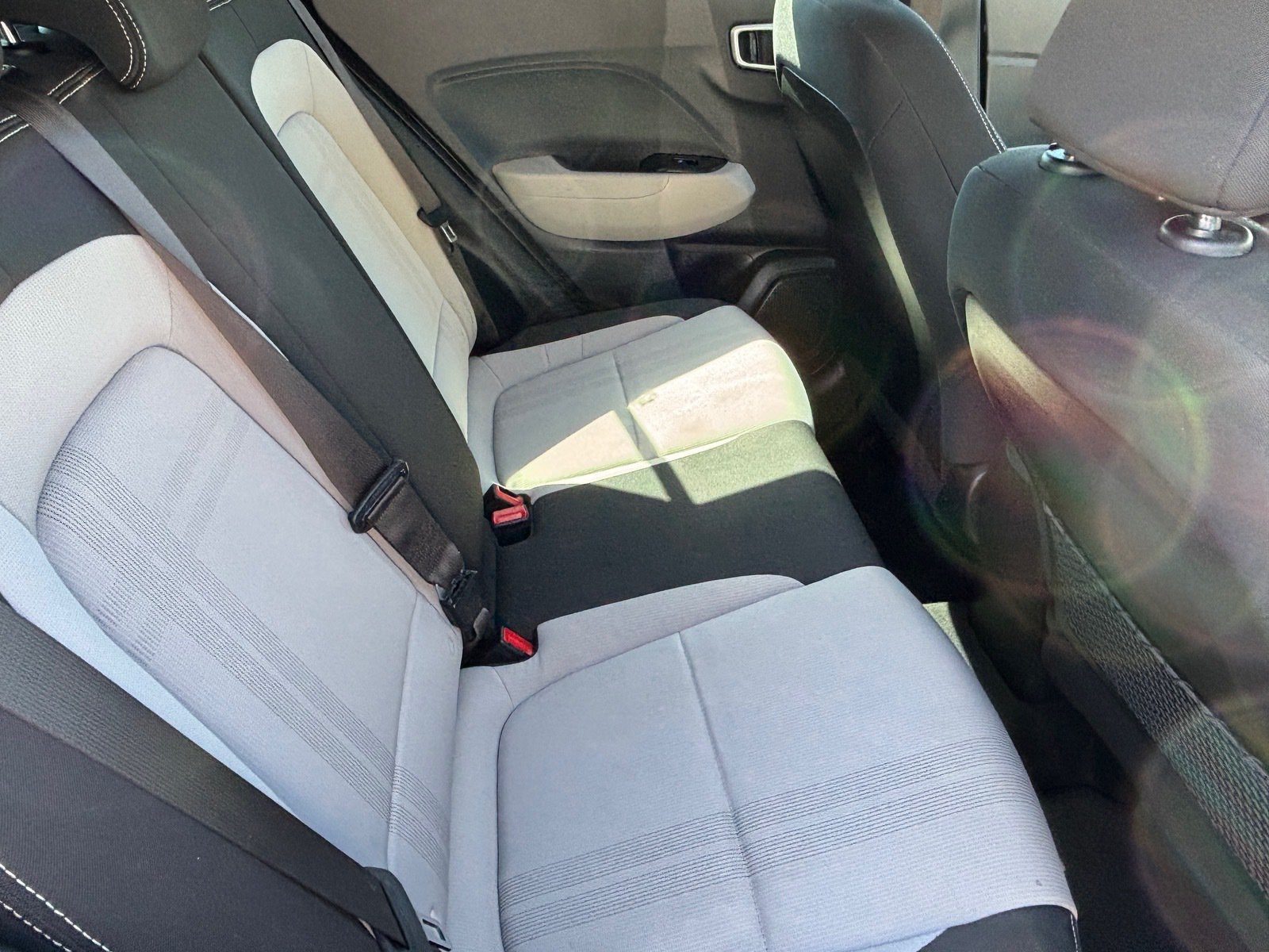 Used 2023 Hyundai Venue SEL w/ Cargo Package FWD image 30