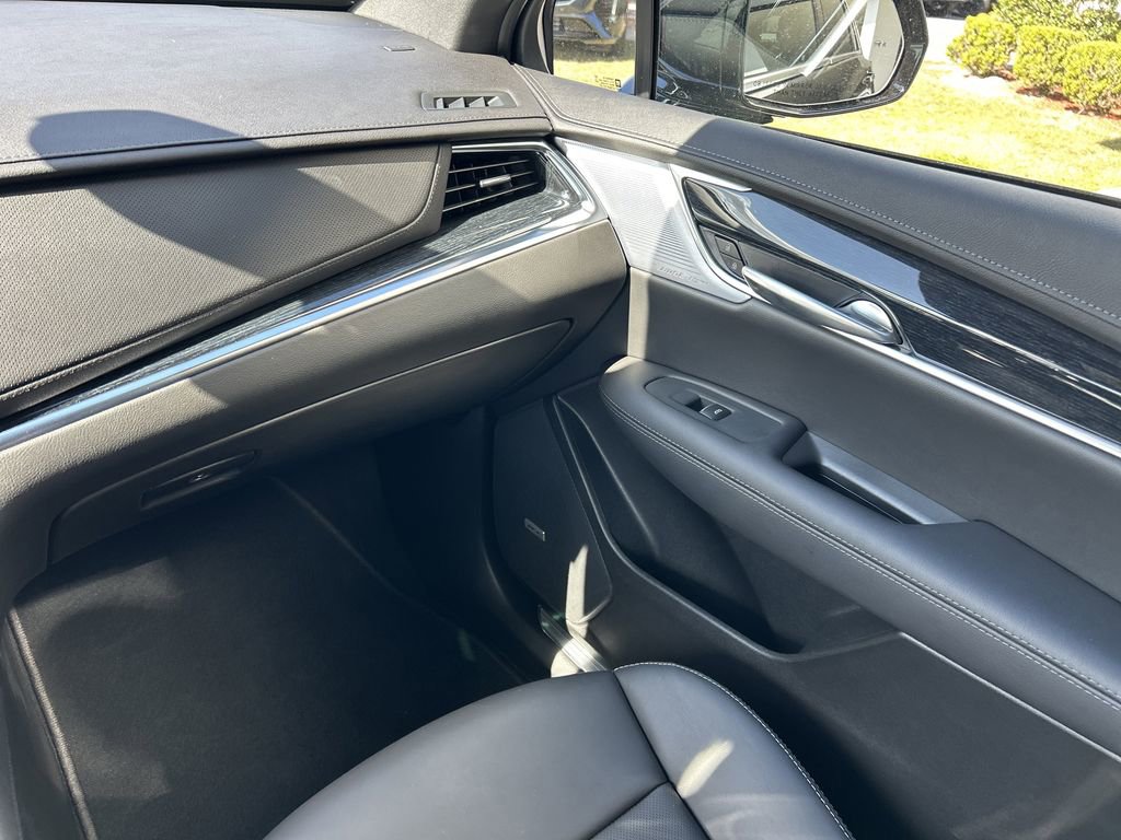 New 2025 Cadillac XT5 Premium Luxury w/ Technology Package image 16