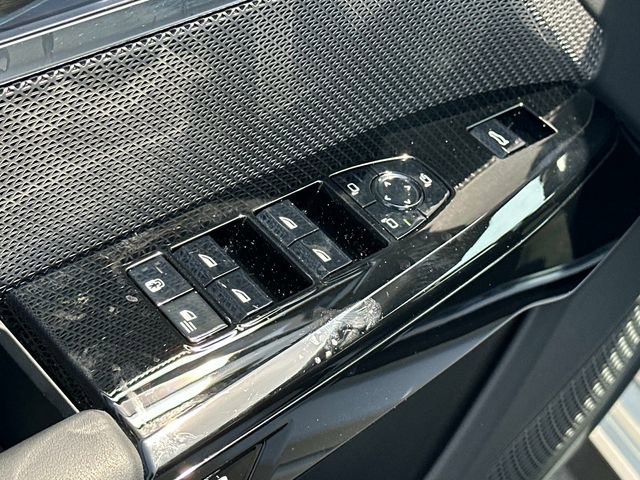 Used 2024 BMW 760i xDrive w/ Premium Package 2 image 14