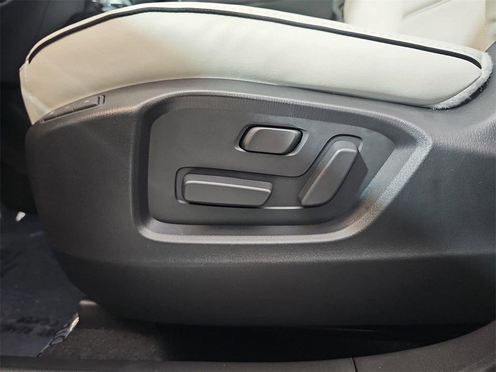 New 2025 MAZDA CX-5 AWD 2.5 S w/ Preferred Package image 30