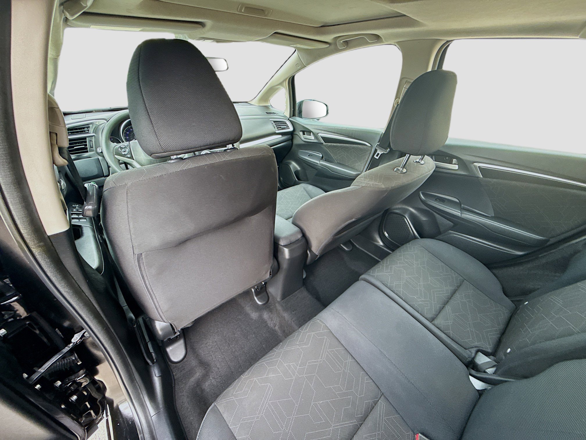 Used 2015 Honda Fit EX image 25