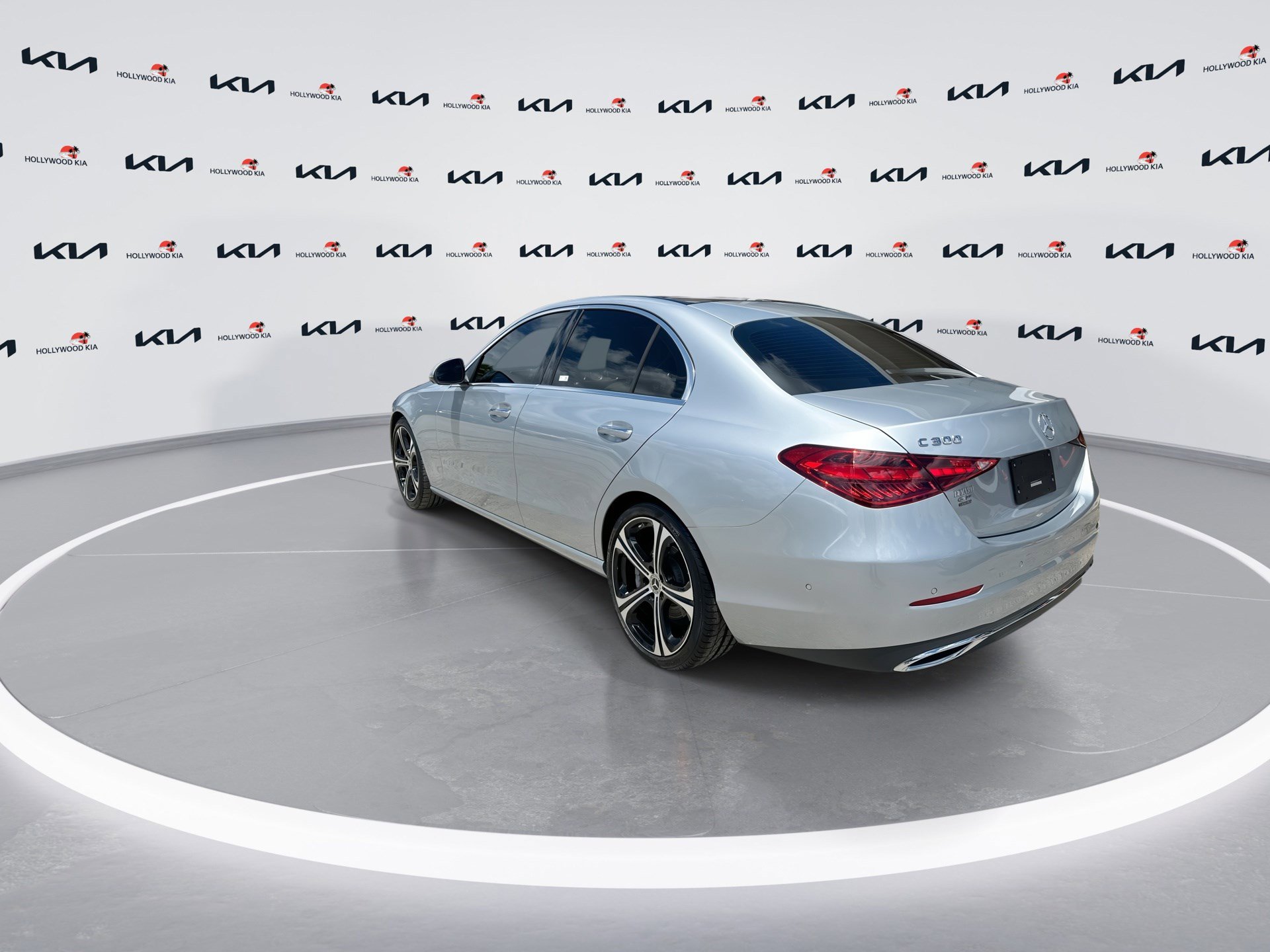 Used 2022 Mercedes-Benz C 300 Sedan image 6