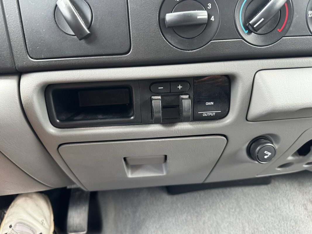 Used 2006 Ford F250 XLT AWD/4WD image 39