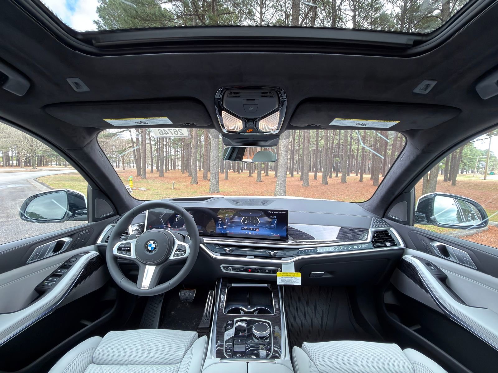 New 2026 BMW X7 xDrive40i w/ M Sport Package image 2