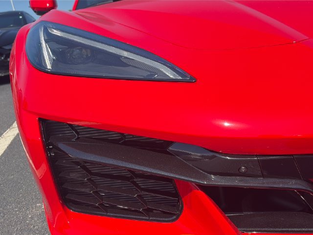 Used 2025 Chevrolet Corvette Z06 RWD image 13