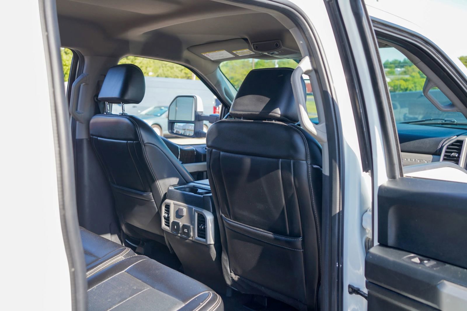 Used 2021 Ford F250 Lariat AWD/4WD image 12