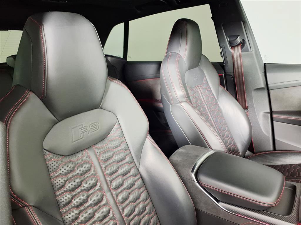 Used 2023 Audi RS Q8 image 10