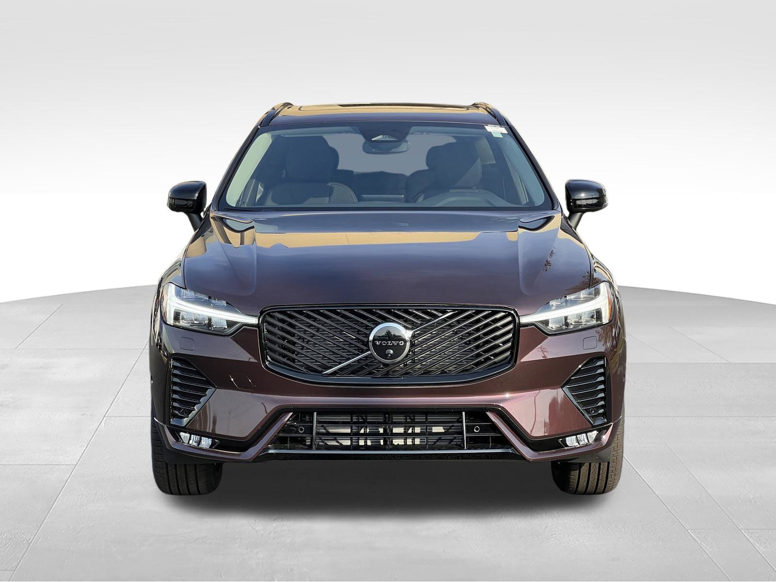 New 2026 Volvo XC60 B5 Plus w/ Protection Package Premier AWD/4WD image 9
