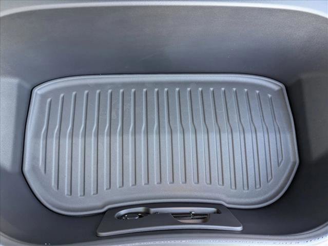 Used 2025 Tesla Model 3 Performance image 21