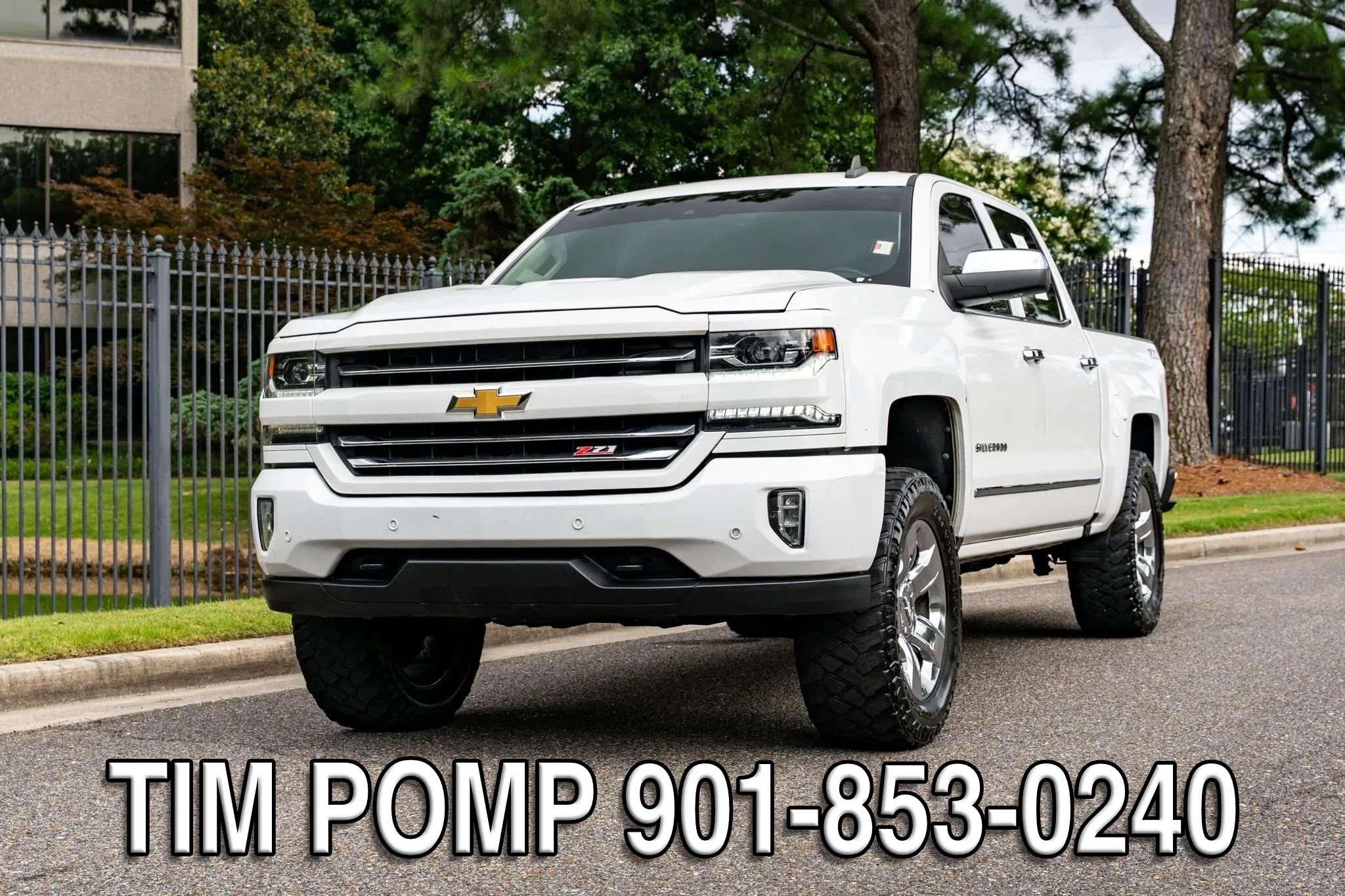 Used 2018 Chevrolet Silverado 1500 LTZ Z71 w/ LTZ Plus Package AWD/4WD image 2