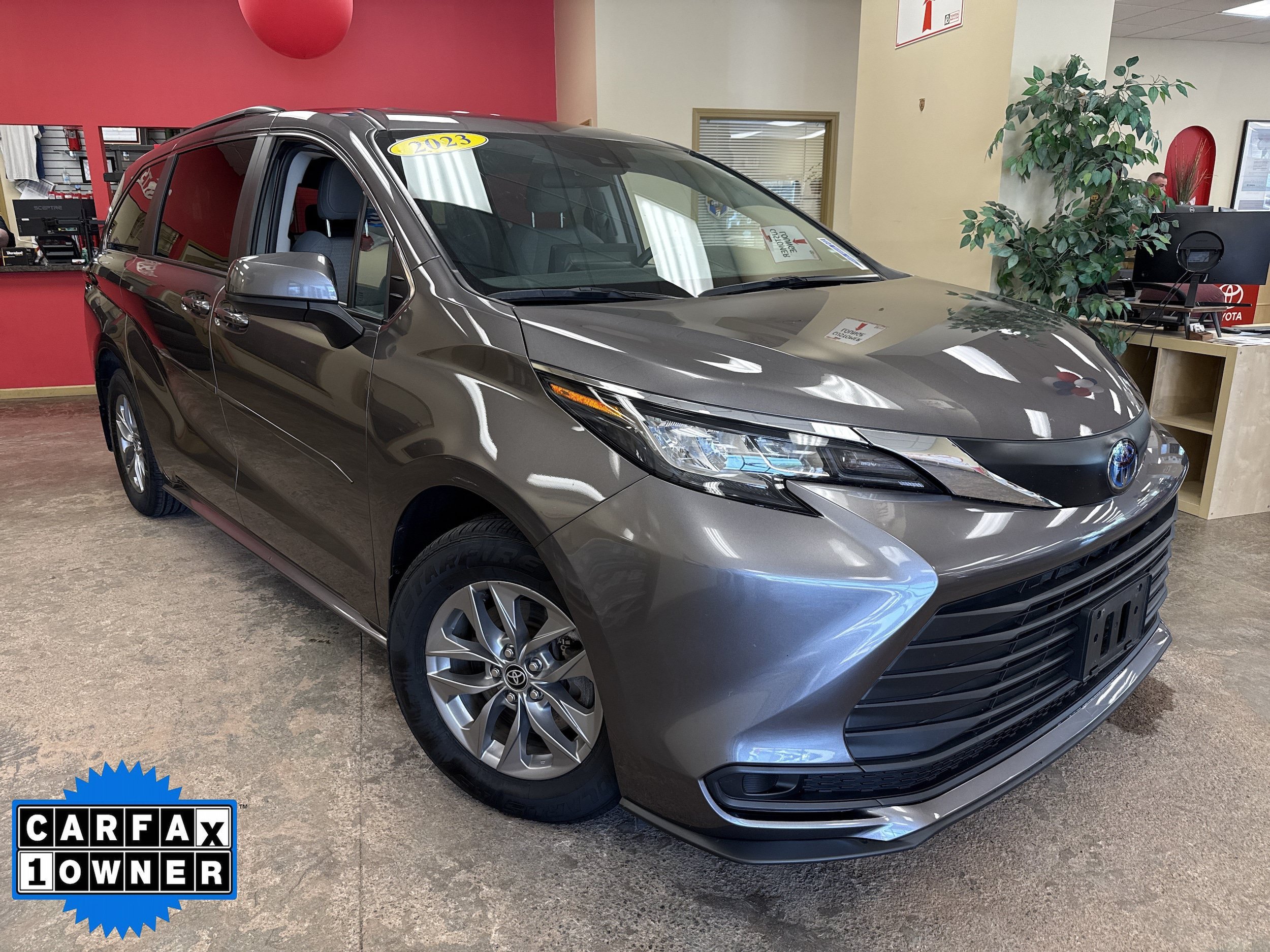 Used 2023 Toyota Sienna LE