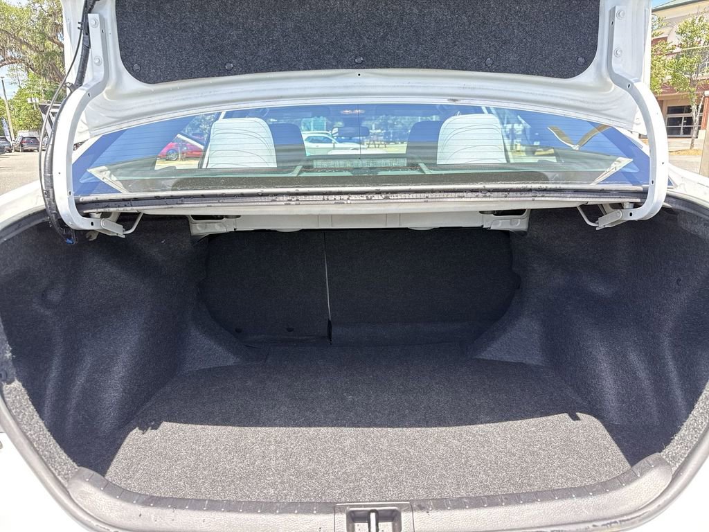 Used 2017 Toyota Corolla LE FWD image 22