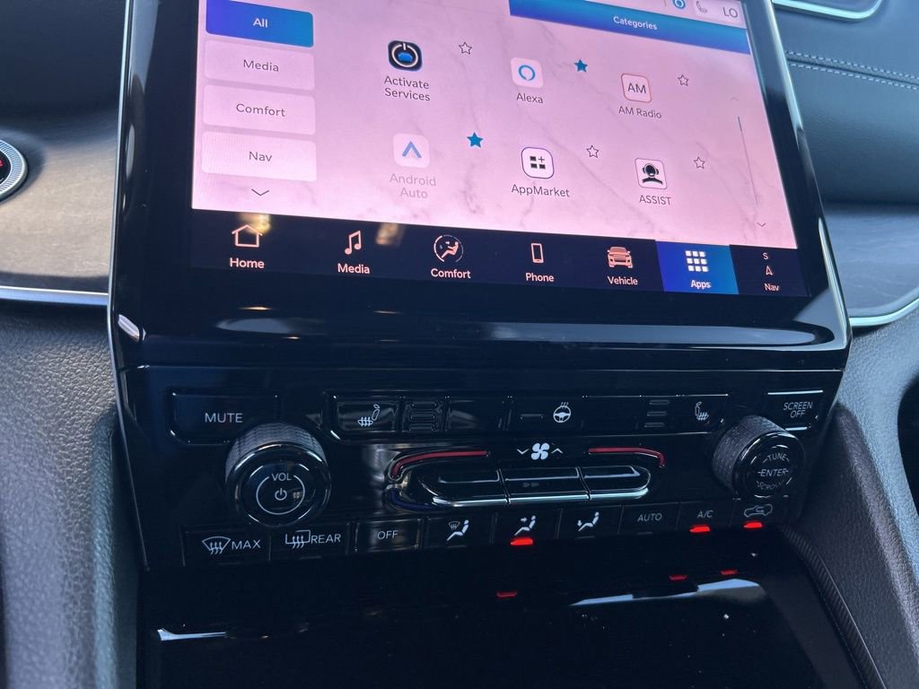 New 2025 Jeep Grand Cherokee L Limited image 42