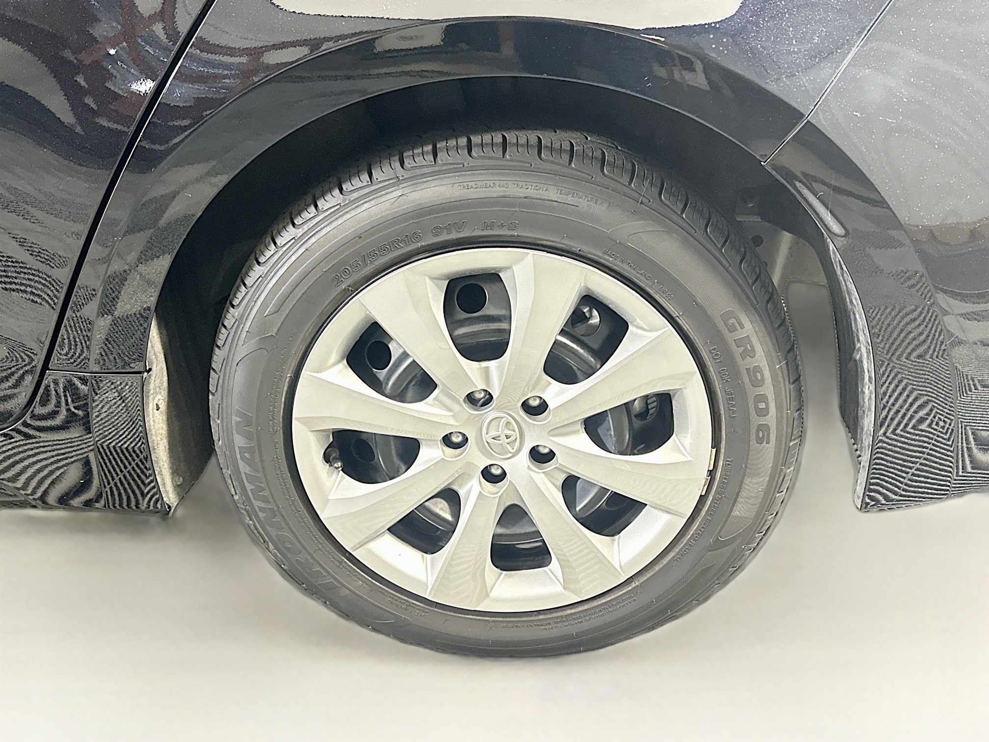 Used 2024 Toyota Corolla LE image 11