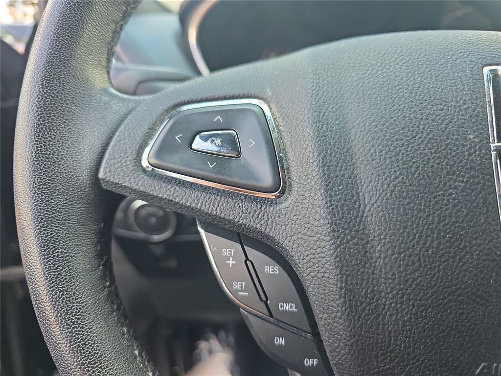 Used 2016 Lincoln MKX Premiere FWD image 22