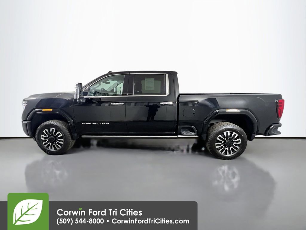 Used 2024 GMC Sierra 3500 Denali w/ Technology Package image 6