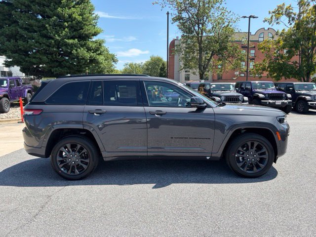 New 2026 Jeep Grand Cherokee Limited AWD/4WD image 9