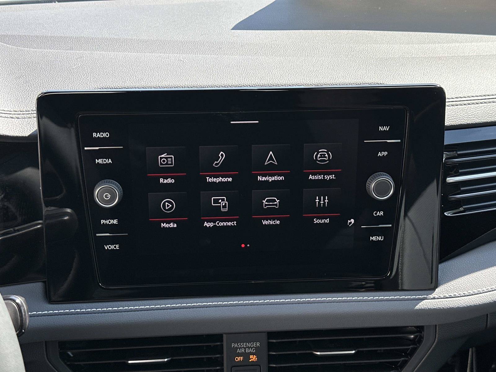 New 2027 Volkswagen Jetta SEL FWD image 11