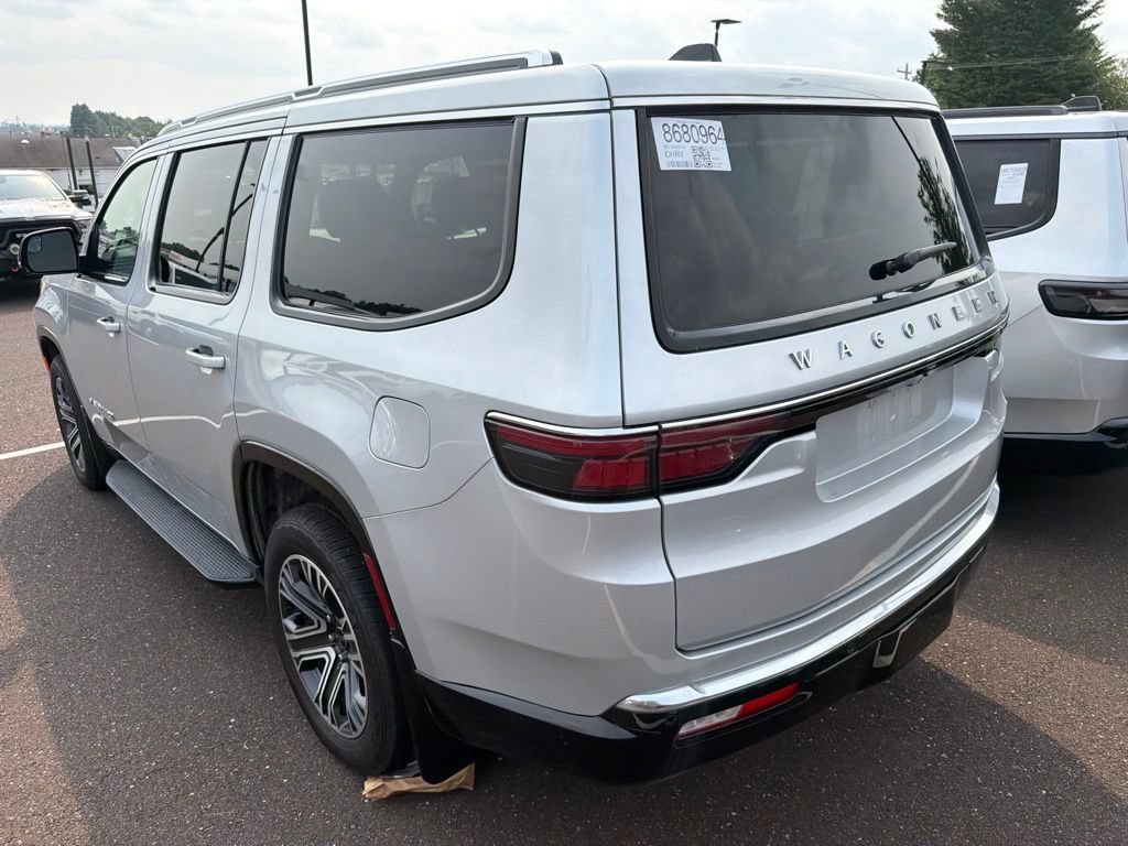 Used 2025 Jeep Wagoneer 4WD w/ Mopar Step-Up Package image 3