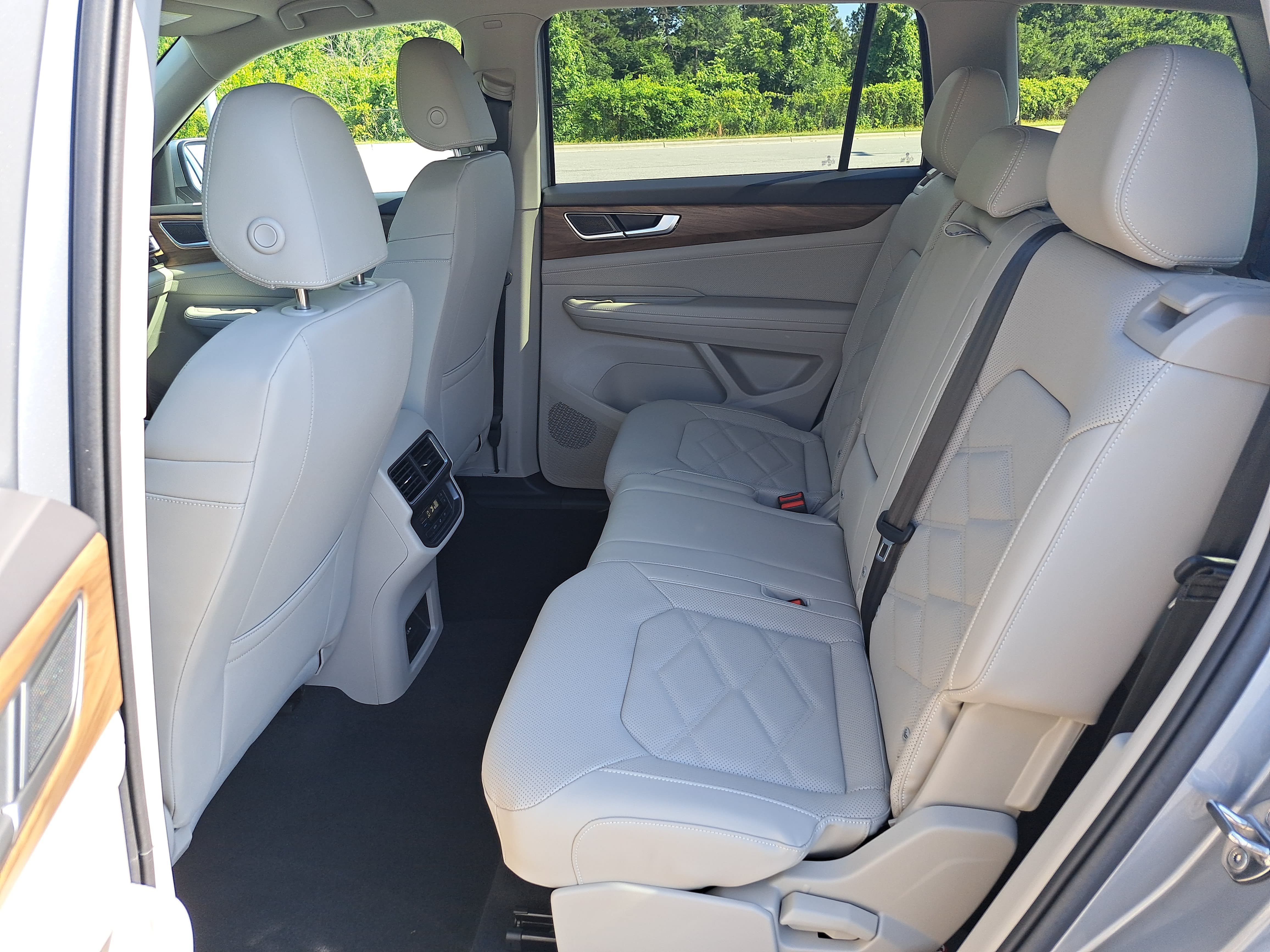 New 2026 Volkswagen Atlas SE AWD/4WD image 14