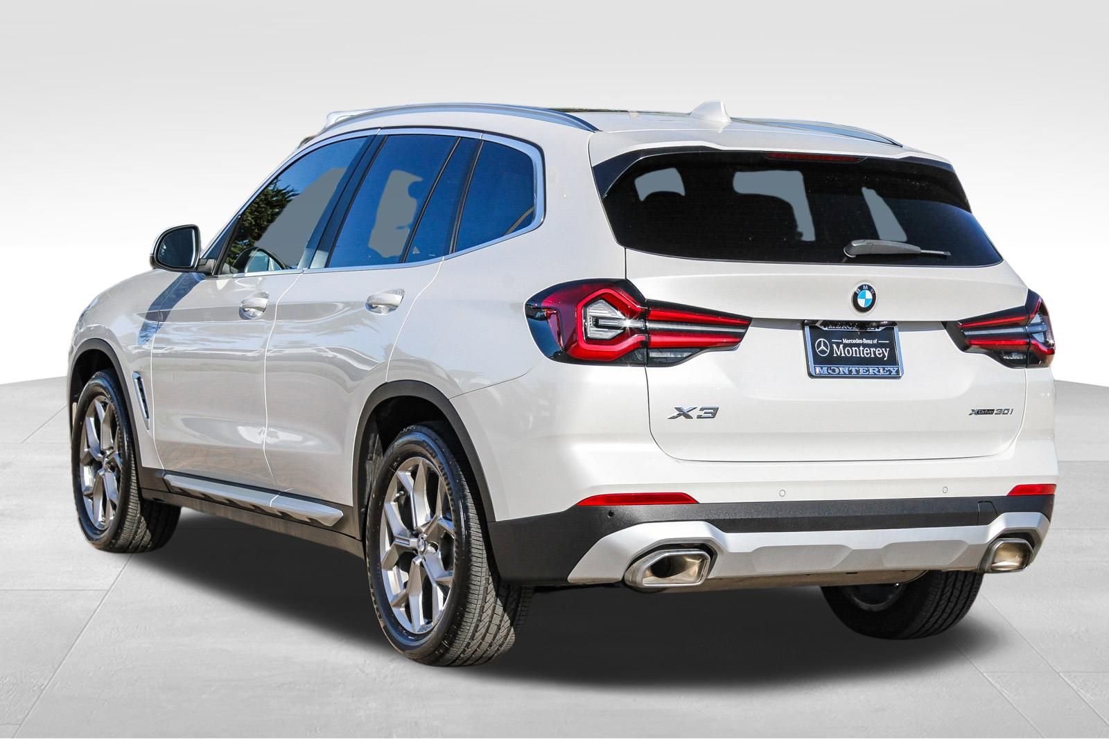Used 2023 BMW X3 xDrive30i w/ Convenience Package image 7