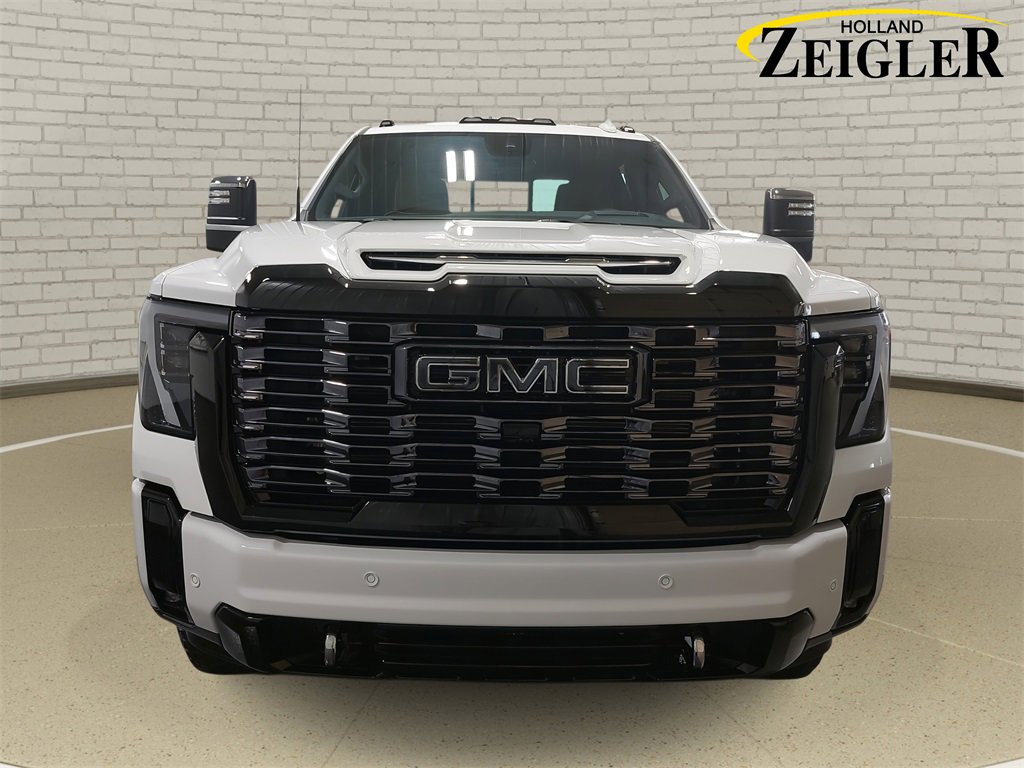 New 2025 GMC Sierra 2500 Denali Ultimate w/ Max Trailering Package image 2