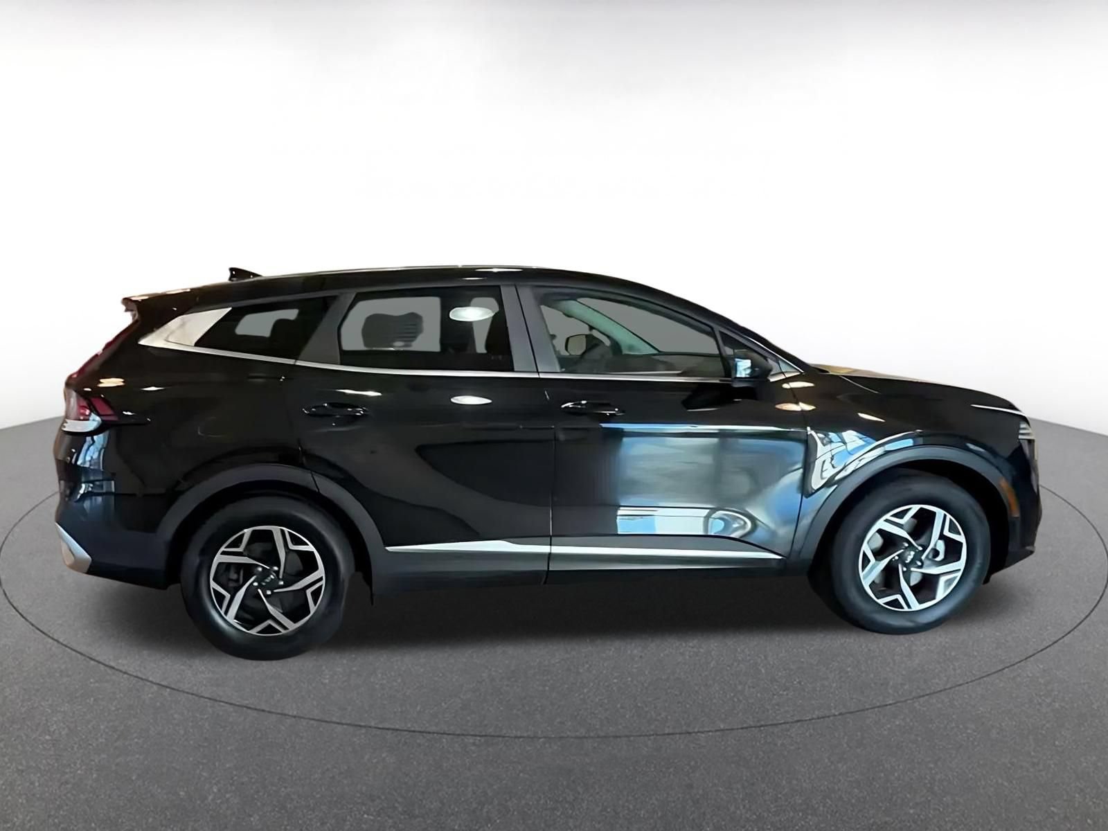 Used 2024 Kia Sportage LX FWD image 14