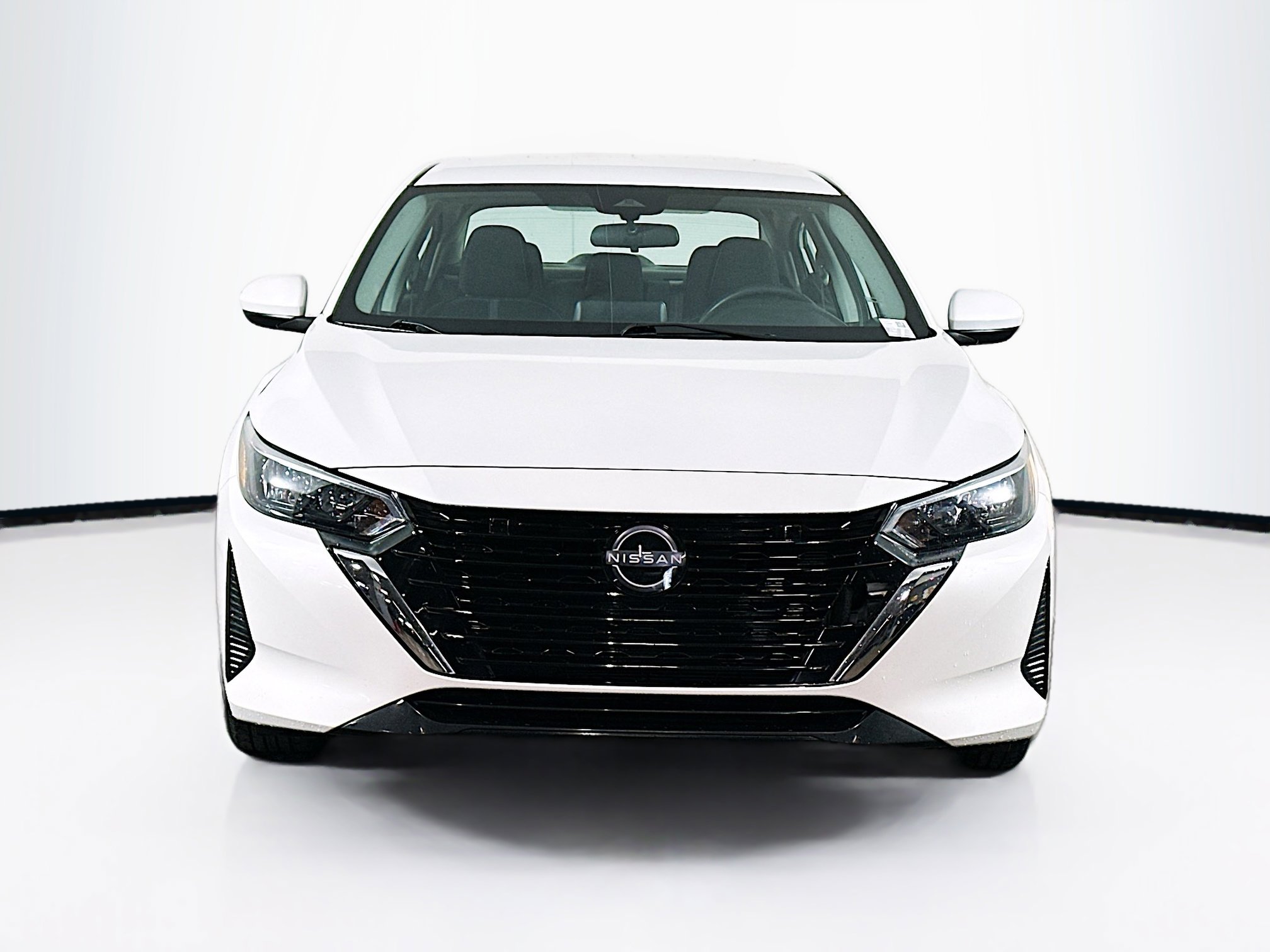 Used 2024 Nissan Sentra SV image 2