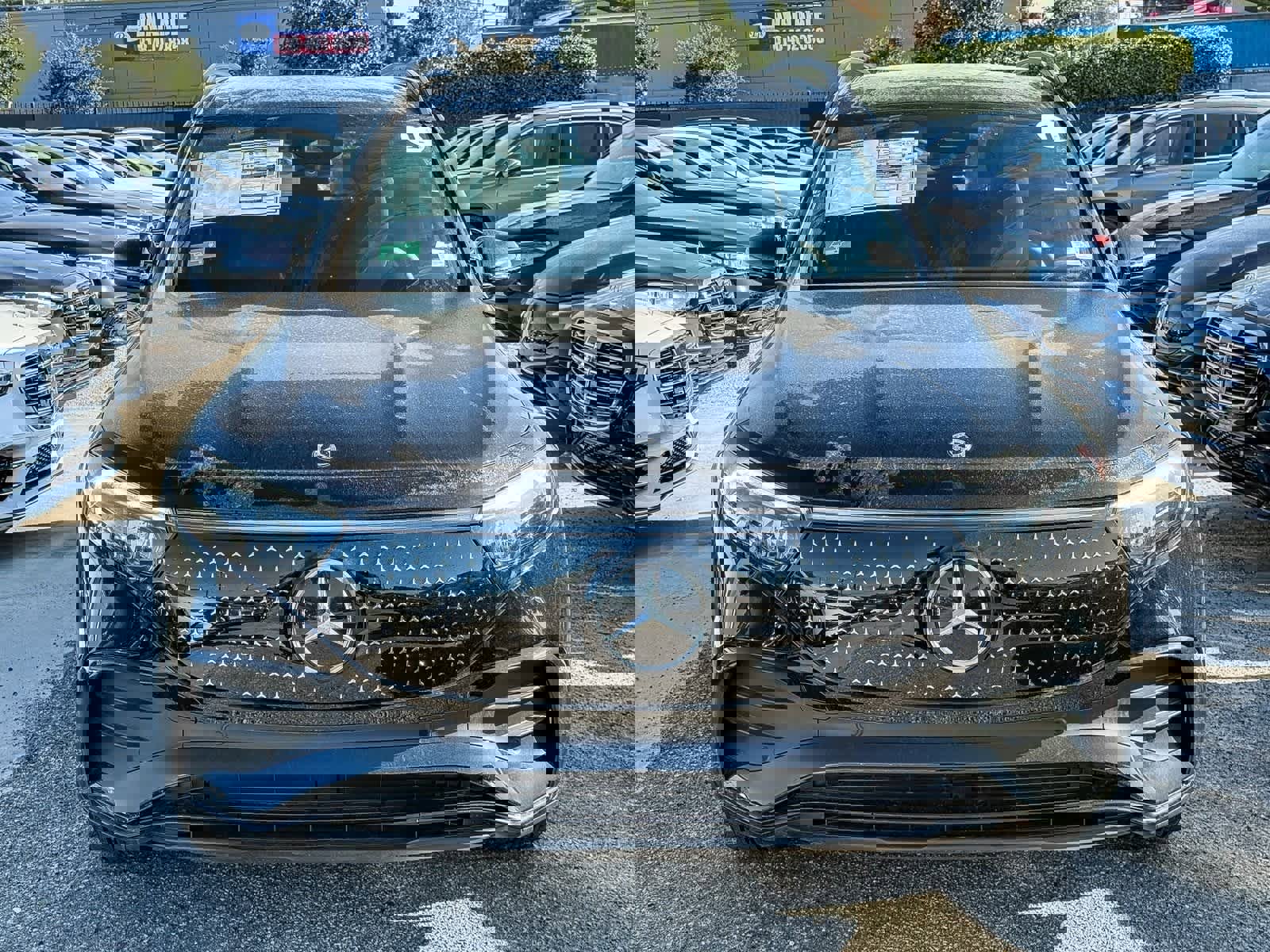 Used 2024 Mercedes-Benz EQB 350 4MATIC SUV image 2