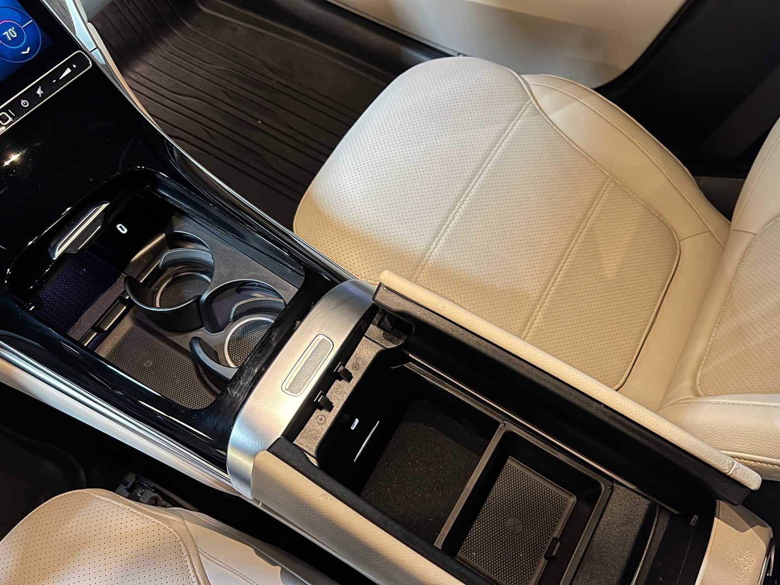 Used 2026 Mercedes-Benz GLC 300 4MATIC image 33