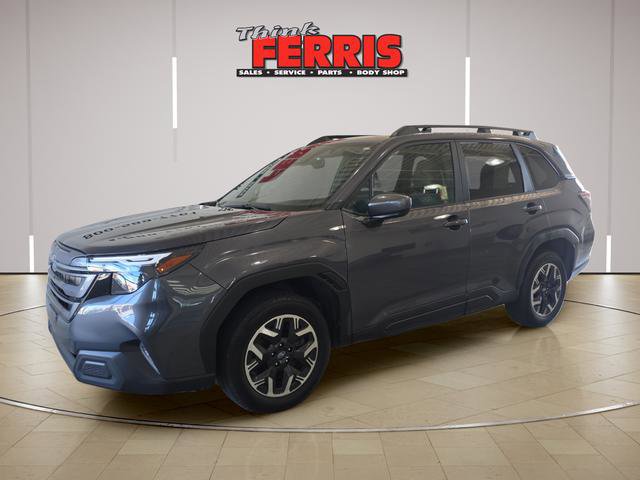Used 2025 Subaru Forester Premium image 1