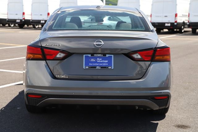 Used 2025 Nissan Altima 2.5 SV FWD image 5