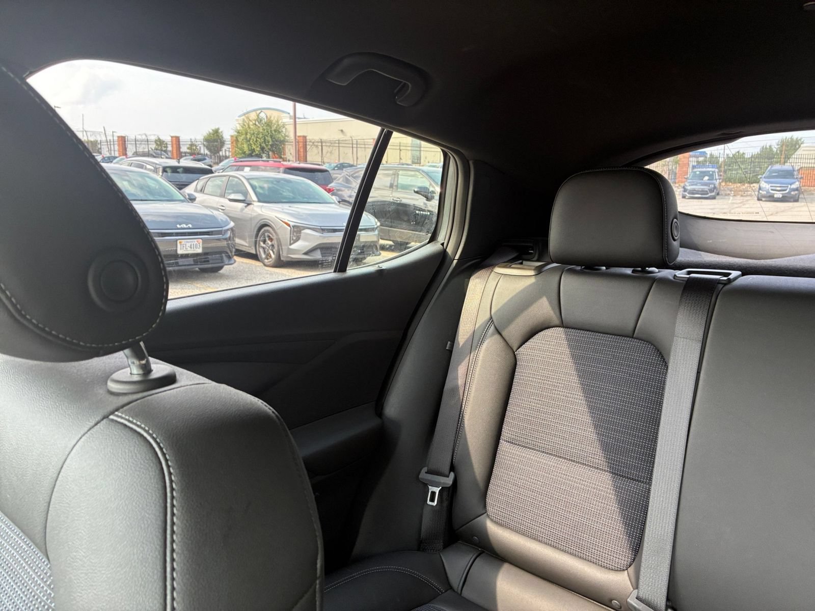 Used 2025 Buick Envista Preferred FWD image 34