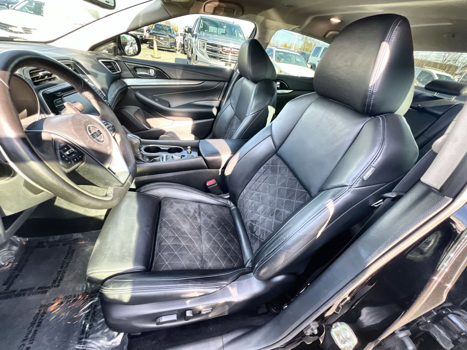 Used 2017 Nissan Maxima SR w/ Midnight Edition image 13