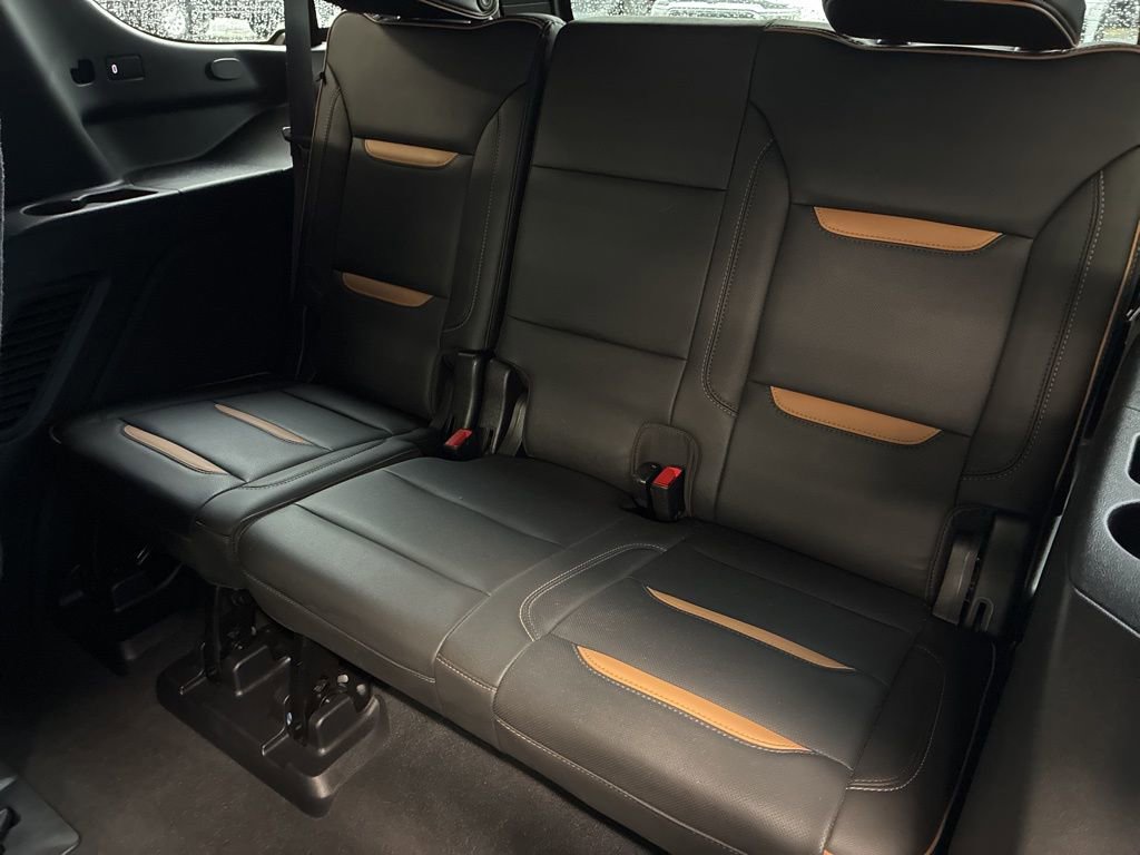 Used 2021 GMC Yukon AT4 w/ Rear Media and Nav Package image 24