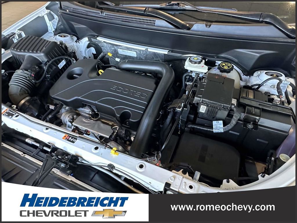 Certified 2024 Chevrolet Equinox LS w/ LS Convenience Package image 11
