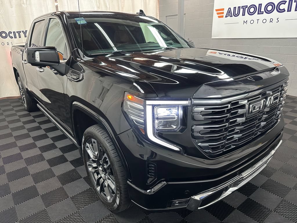 Used 2023 GMC Sierra 1500 Denali Ultimate AWD/4WD image 2