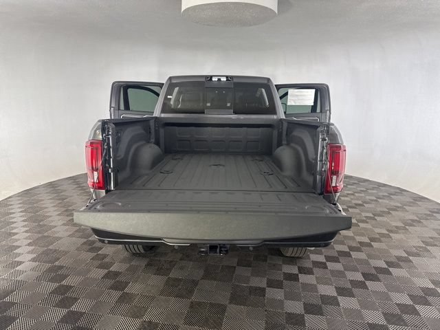 Used 2025 RAM 2500 Laramie AWD/4WD image 17