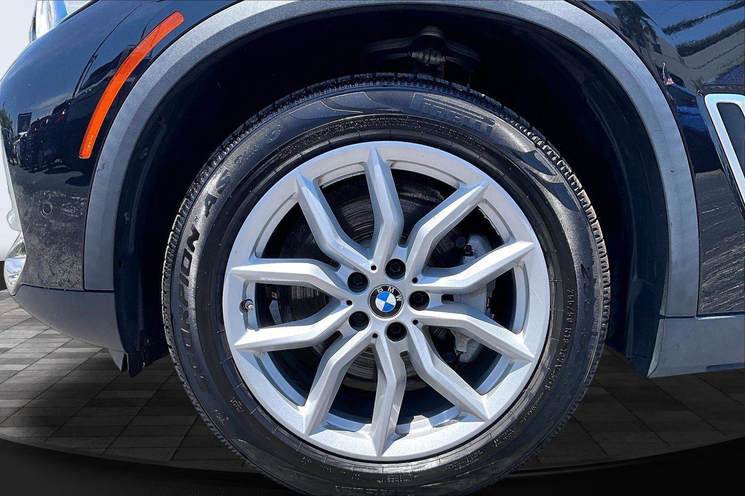 Used 2020 BMW X5 xDrive40i w/ Convenience Package AWD/4WD image 37