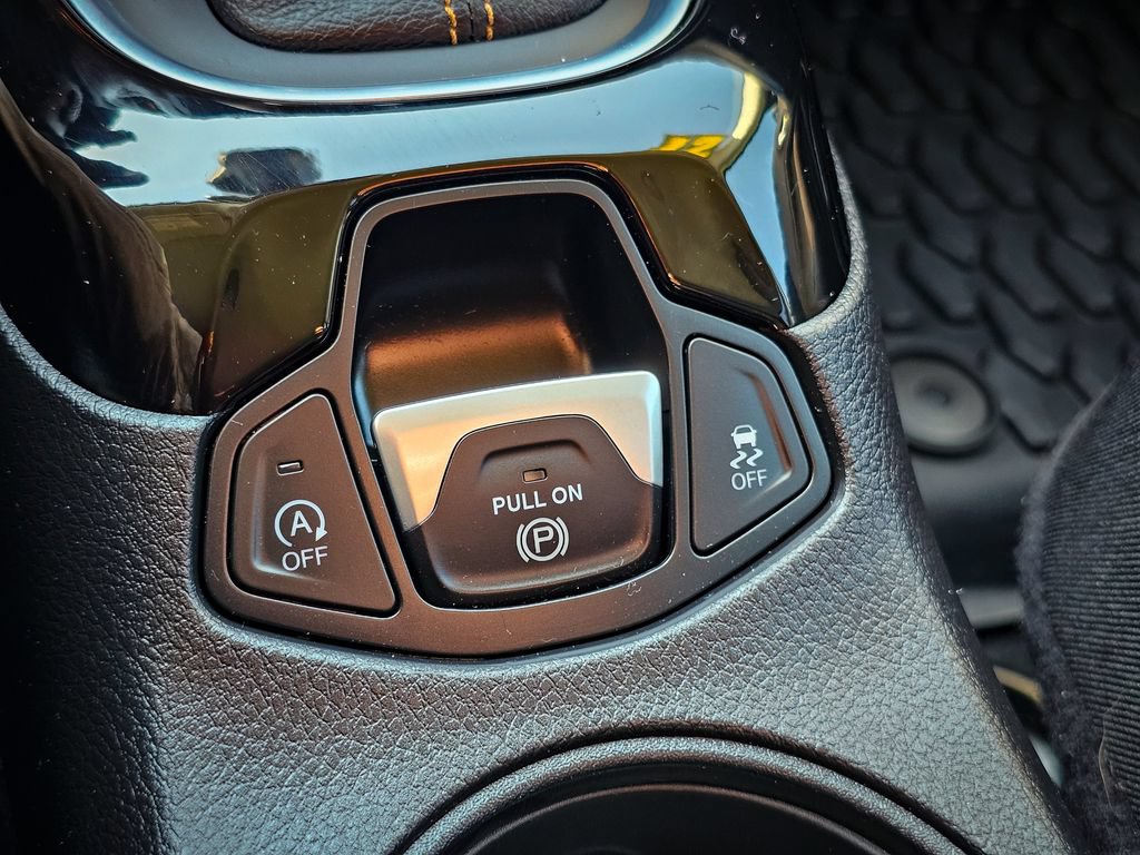 Certified 2021 Jeep Compass Limited AWD/4WD image 27