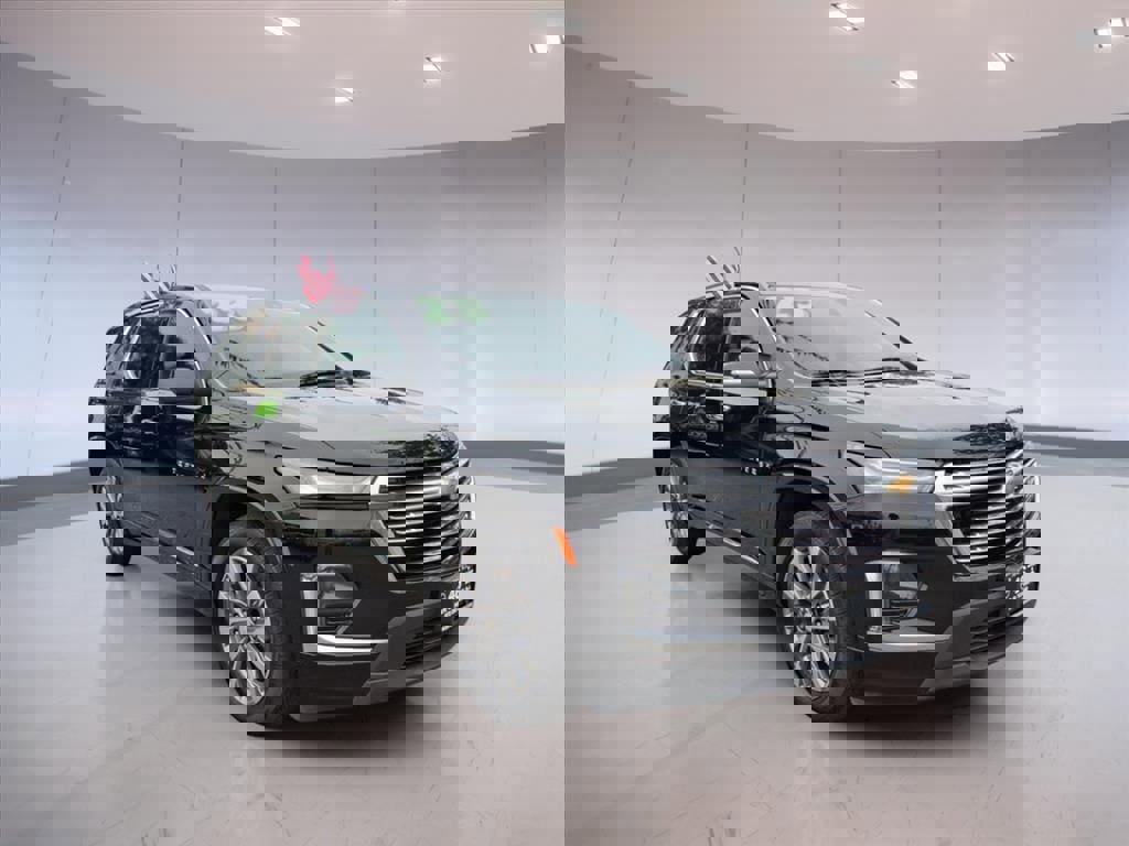 Used 2023 Chevrolet Traverse Premier