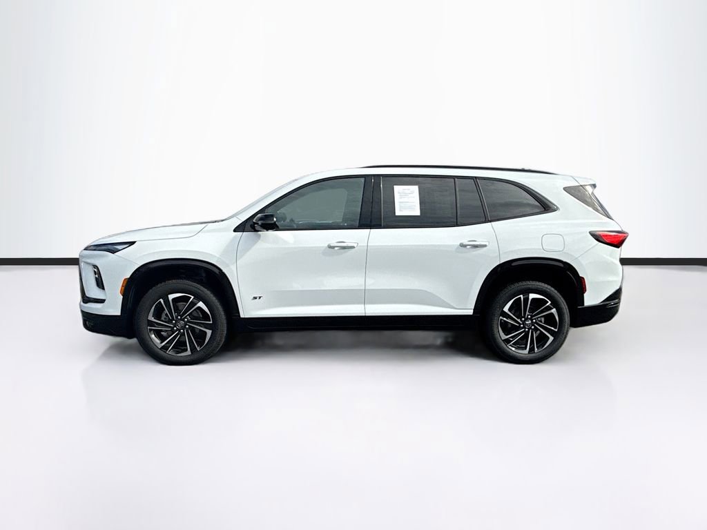 Used 2025 Buick Enclave Sport Touring image 4