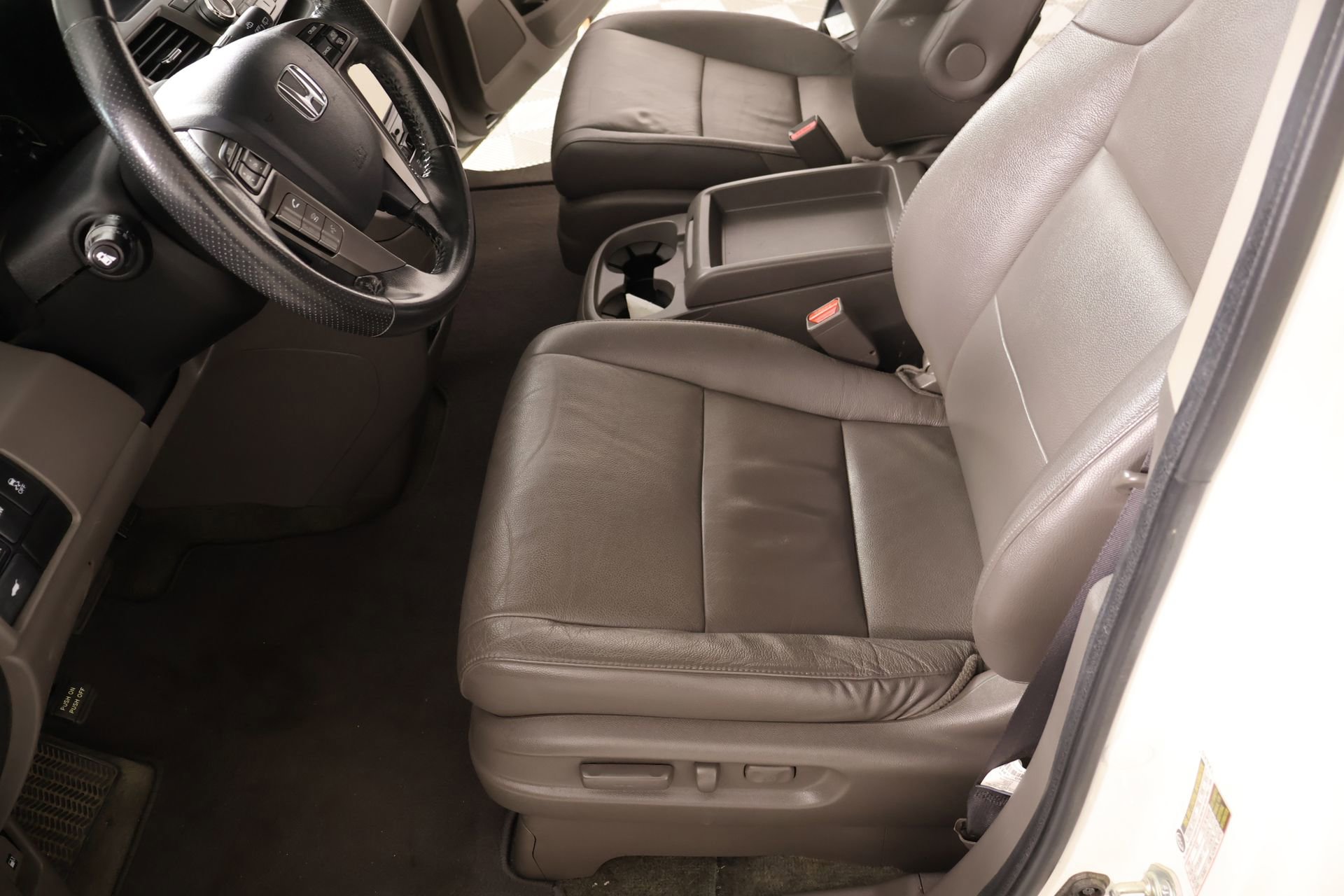 Used 2016 Honda Odyssey EX-L image 11