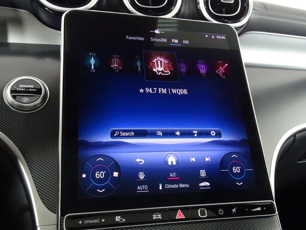 Used 2024 Mercedes-Benz GLC 300 image 37